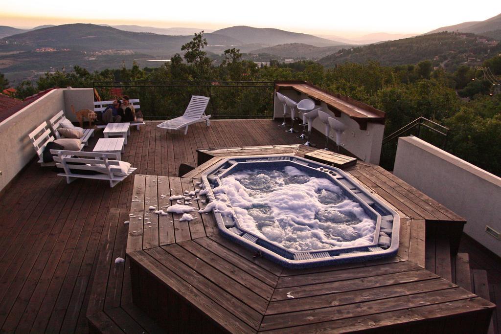 Villa Roof Of The Galilee Amirim Habitación foto